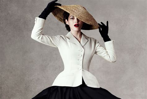 tailleur dior jennifer